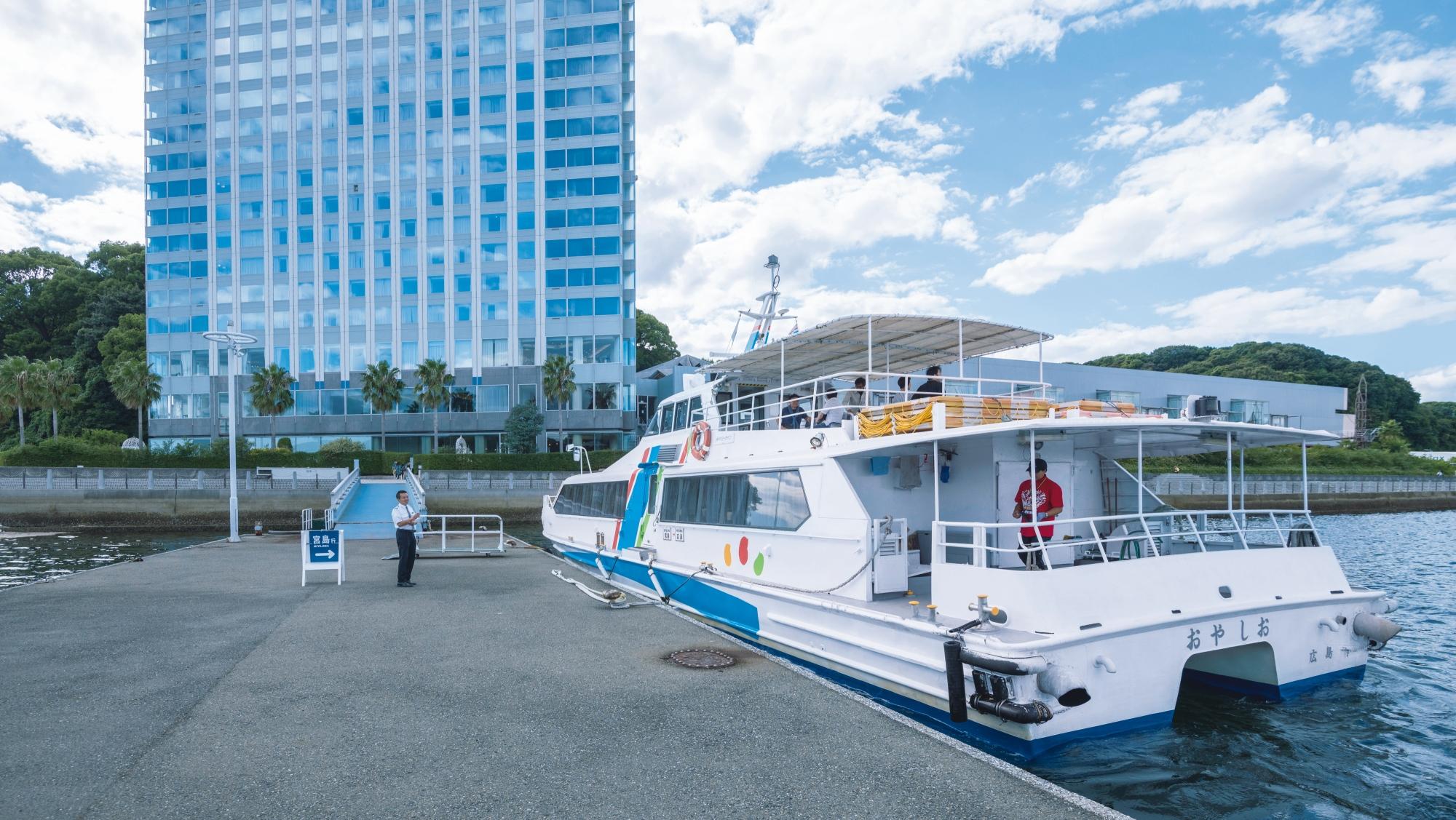 宮島行高速船イメージ