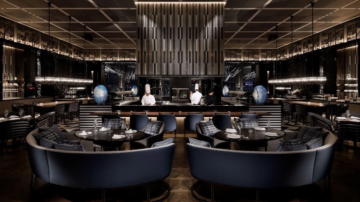 DINING &amp; BAR TABLE 9 TOKYOの内観