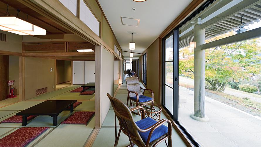 絶景日帰り温泉龍宮殿本館　共用お休み処「聚楽」