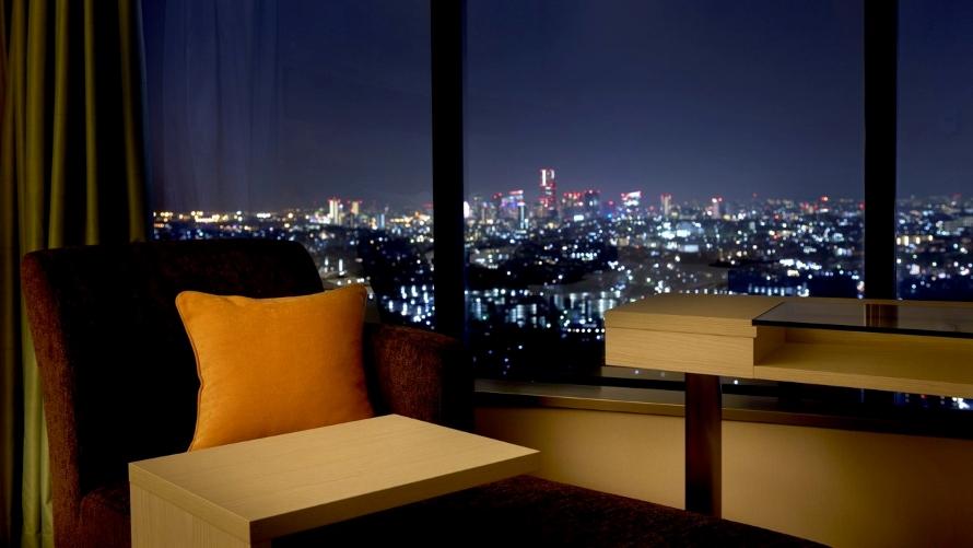 景色いっぱいに広がる夜景