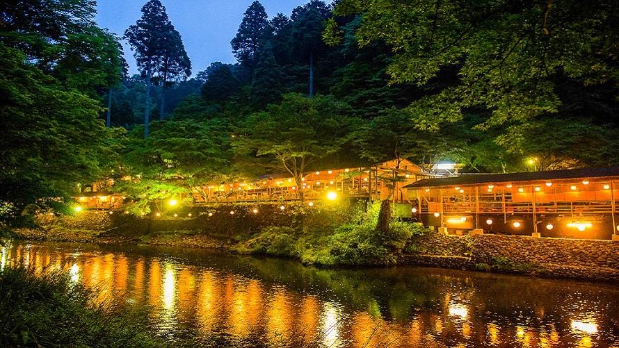 京都・高雄 もみぢ家で愉しむ川床の夕べ（もみぢ家）夕朝食付き