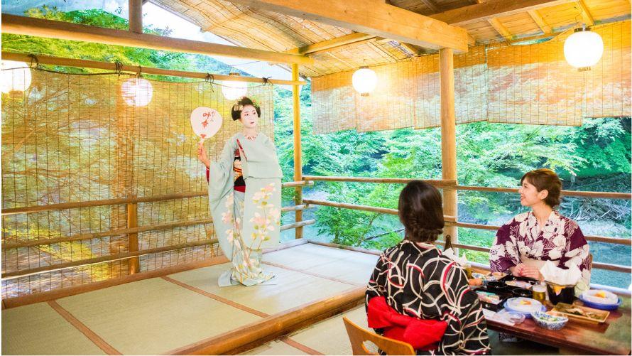 舞妓さんとのご歓談・京舞鑑賞