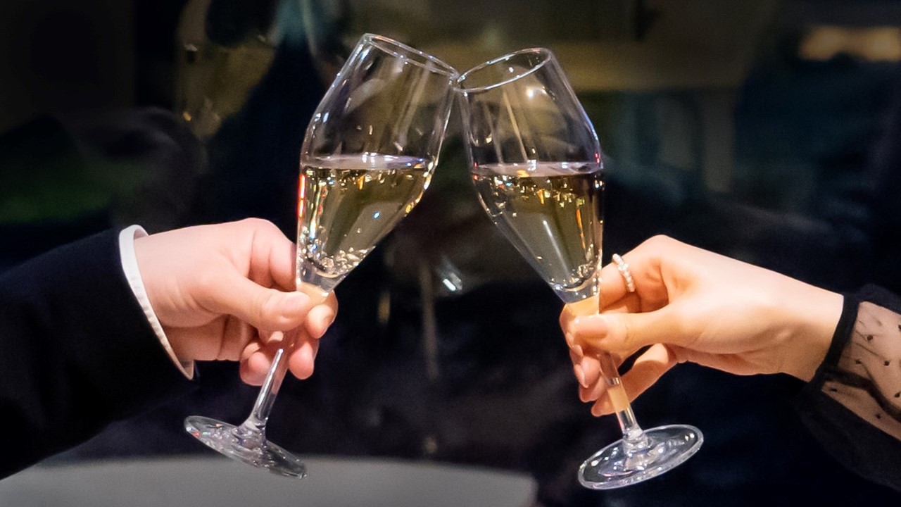 シャンパン