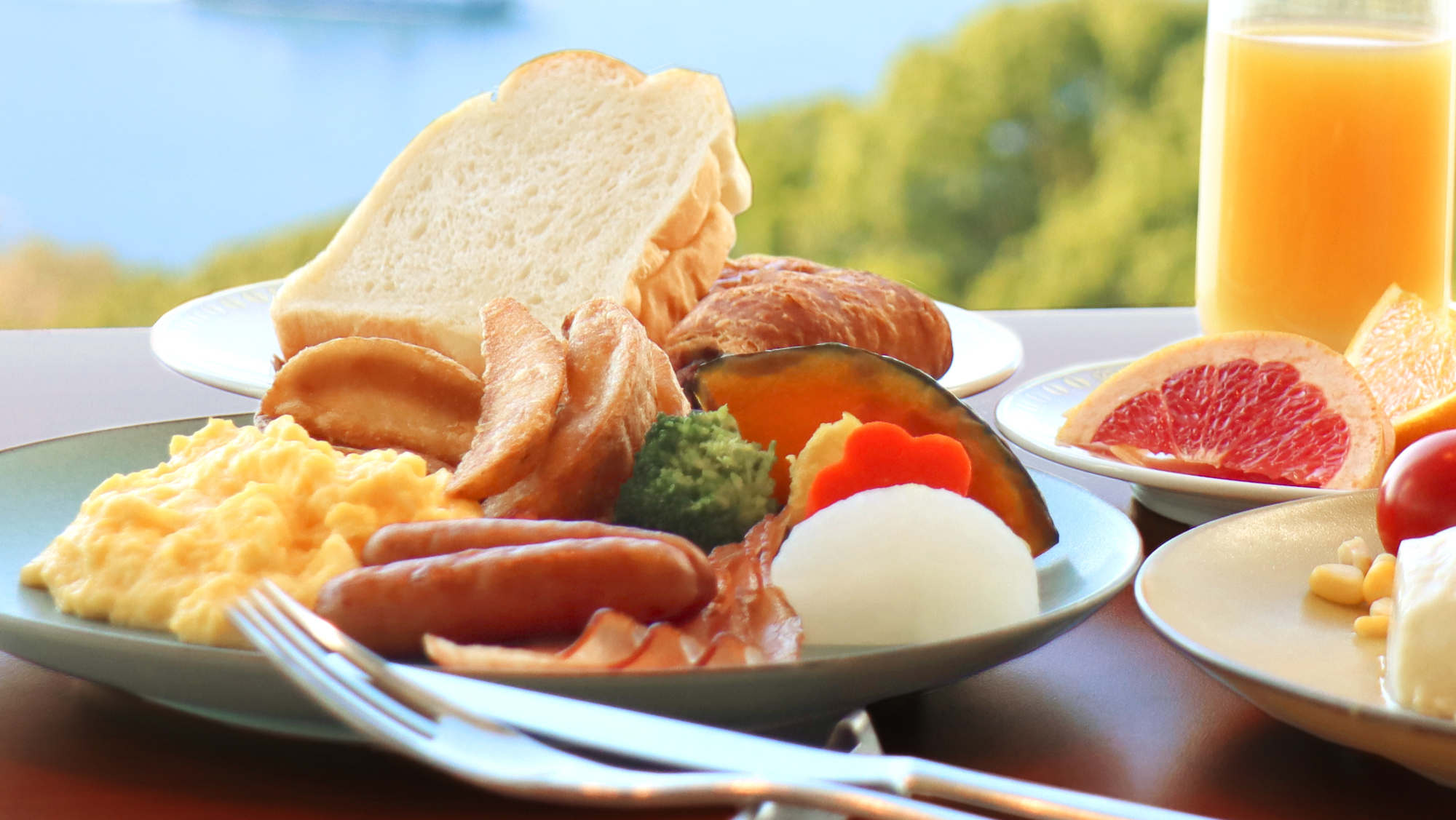 選べる朝食付き（和洋ブッフェイメージ）