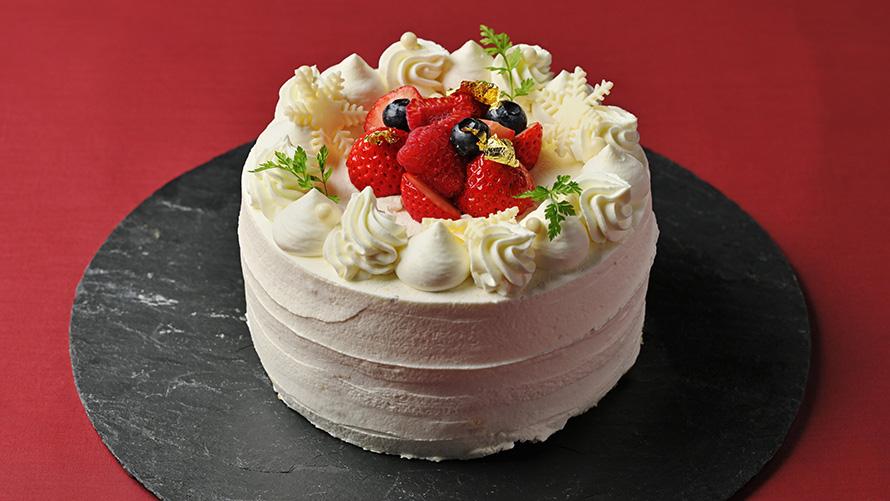 苺あふれる、華やかな聖夜のリングケーキ。中庭の苺「Fraise de la cour（フレーズ・ドゥ・ラ・クール）」