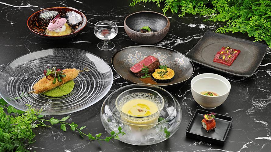 2026年7～8月のメニュー。とうもろこし、加茂なす、鮎、揚げ物の鱧や、お食事の鰻と万願寺とうがらしなど、夏の食材をふんだんに使った全9品のコース料理です。