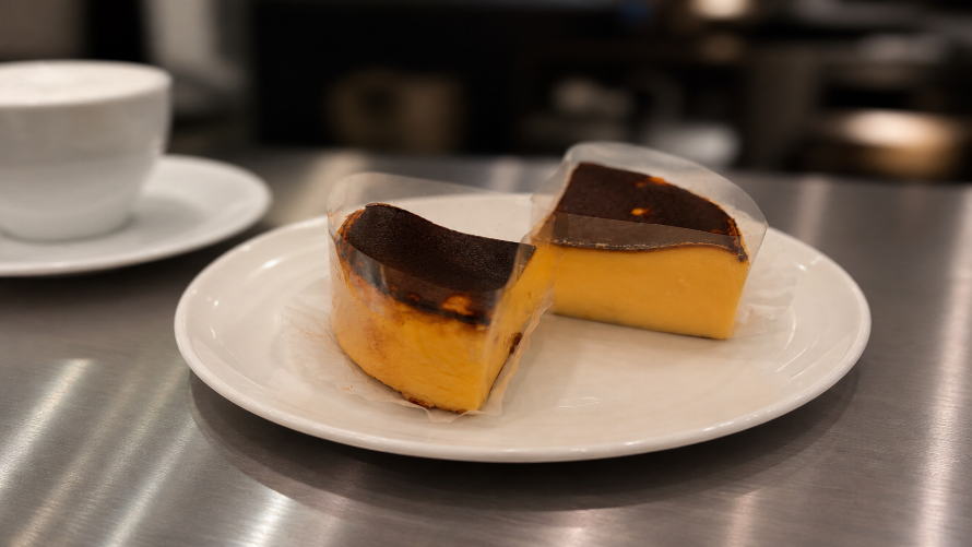 バスクチーズケーキ