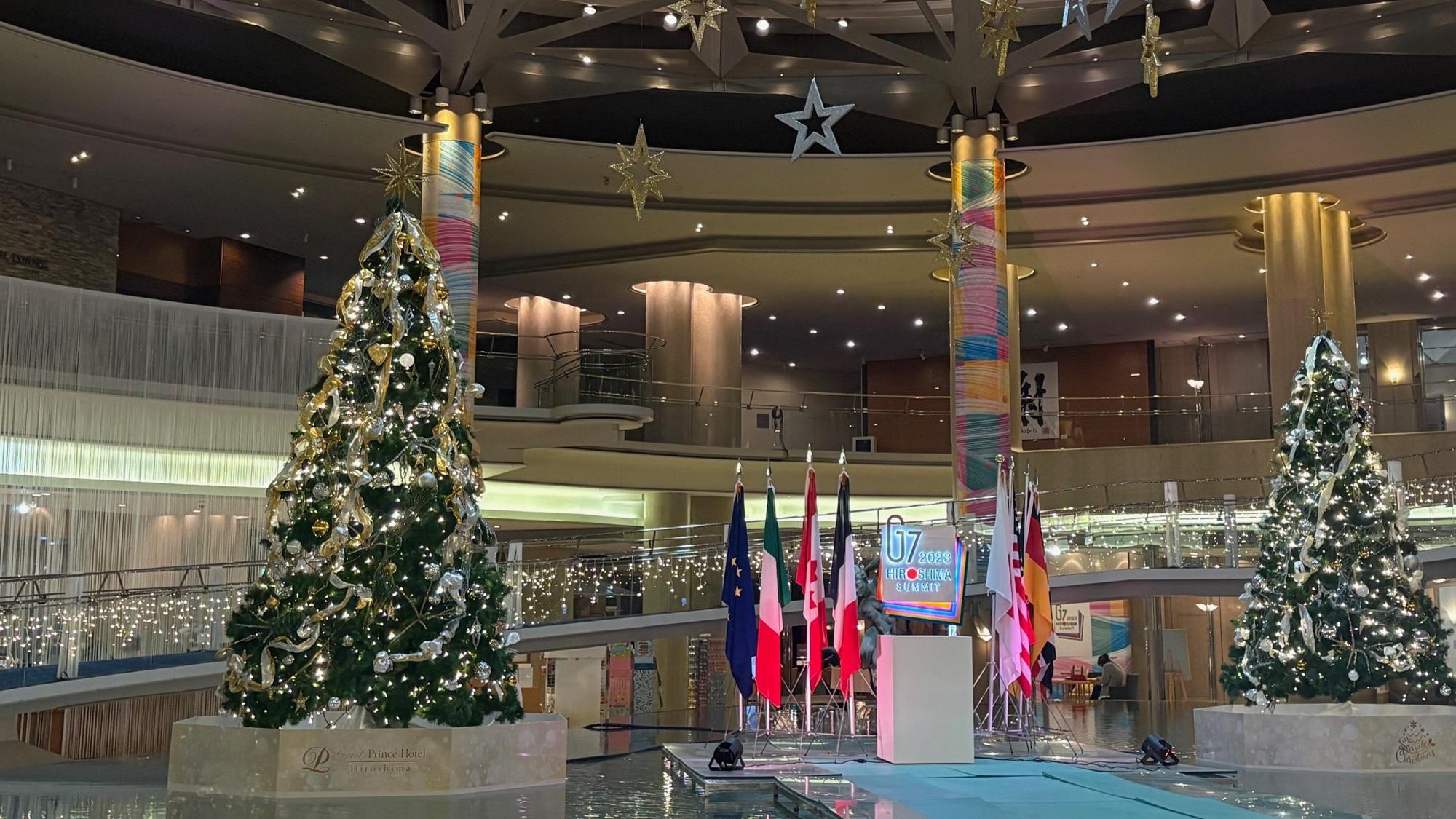 クリスマス装飾のロビーイメージ
