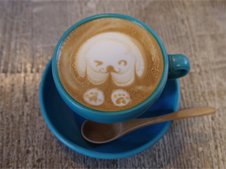 ナチュラル・カフェイーナ ラテアート