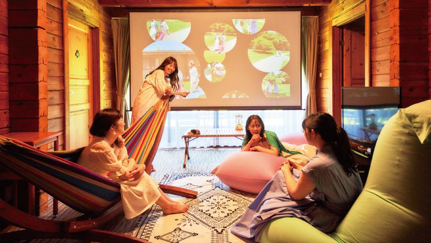 ハンモックやYogibo、プロジェクターのある”チルコテージ”でグループ旅行