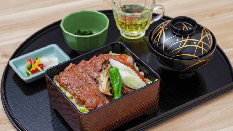上州牛のステーキ重　画像