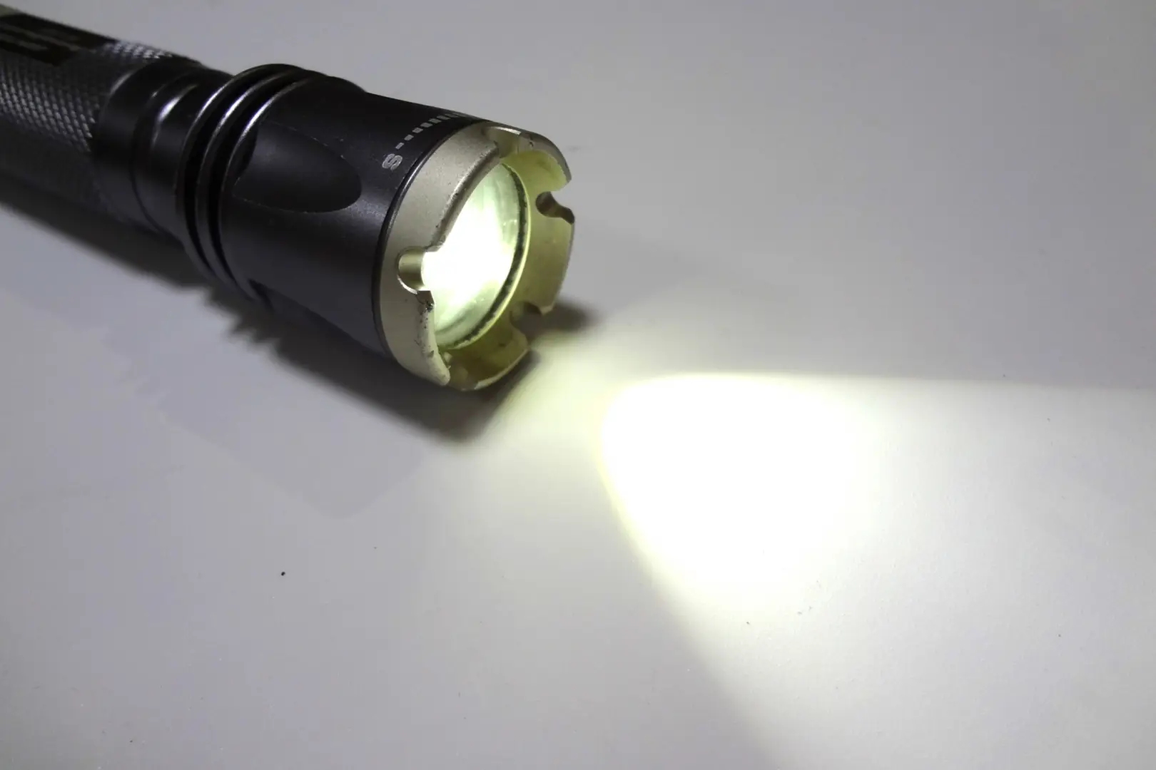 懐中電灯