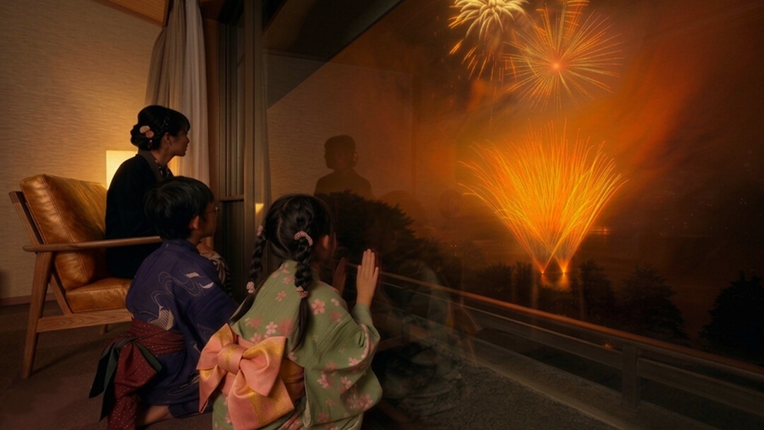 龍宮殿で満喫する夏の花火旅