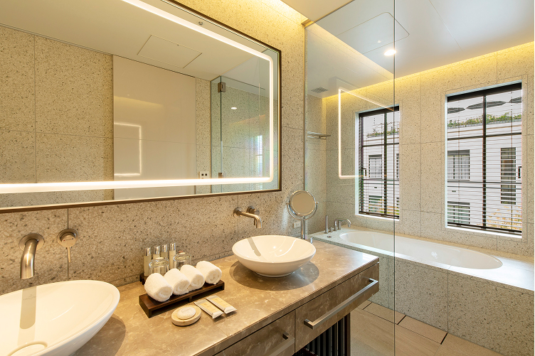 Premium Twin bathroom