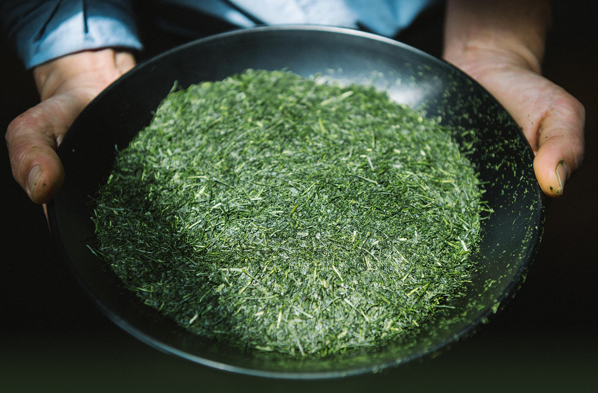 乾燥した茶葉