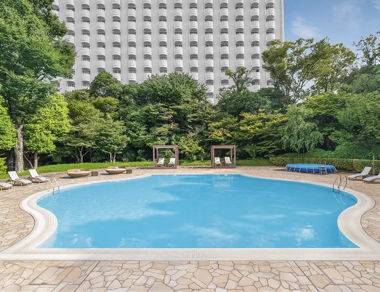 MAIN POOL