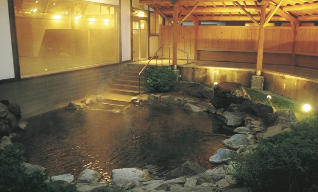 ⽴ち寄りの湯 軽井沢 千ヶ滝温泉