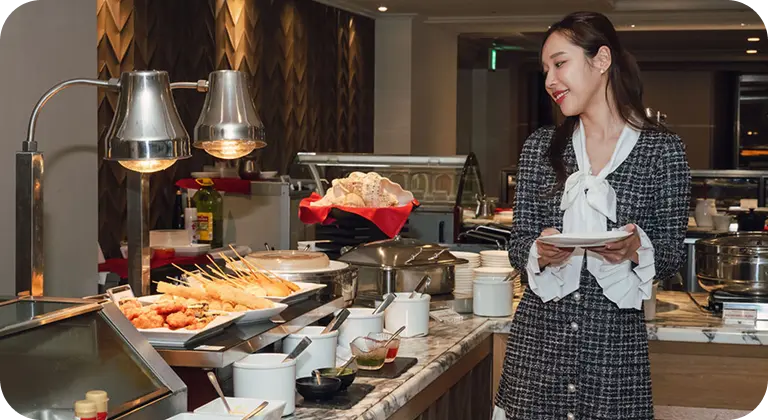 Pool & Dinner Buffet Stay